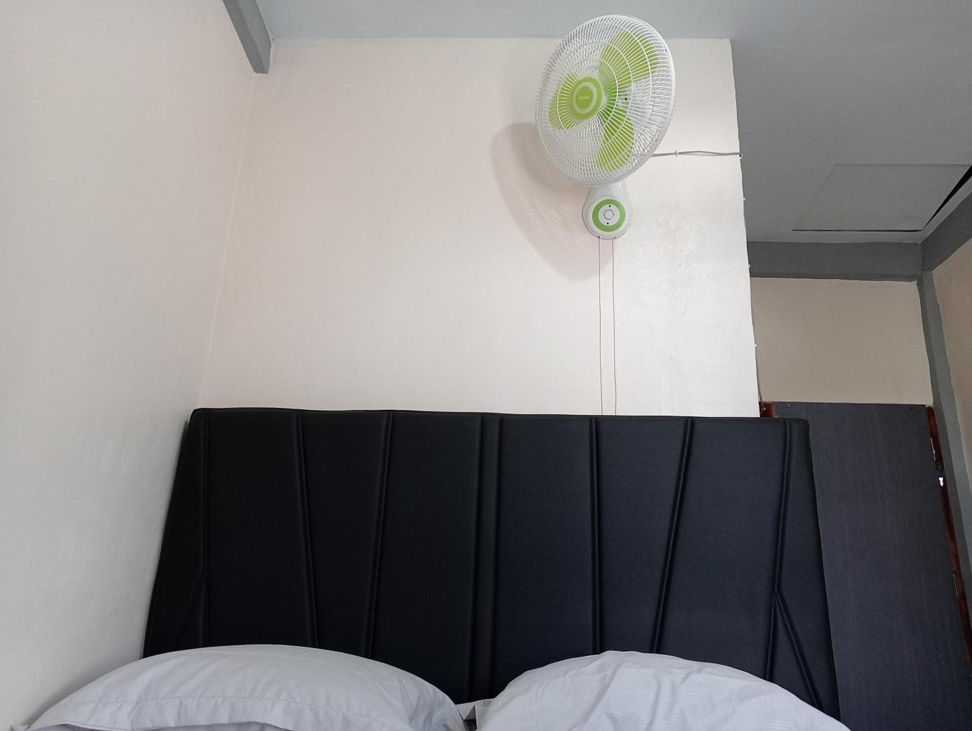 Yusilver Guest House ラブハン・バジョ エクステリア 写真